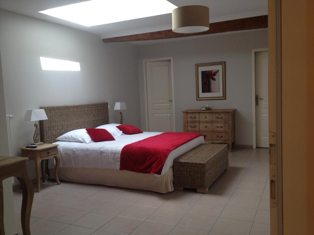 Ferme De Villeray-Chambre D'Hotes Saint Pierre du Perray Ruang foto